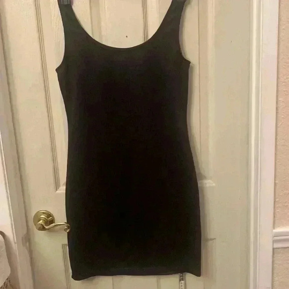 Sópranos vintage black floral body con dress. Size Large. - Picture 6 of 11